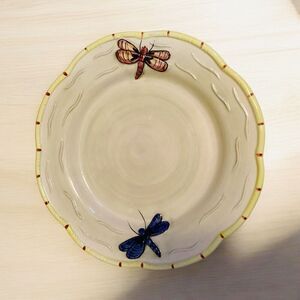 Essex Dragonflies Collection Portugal Round Scalloped Edge Dinner Plate 10”